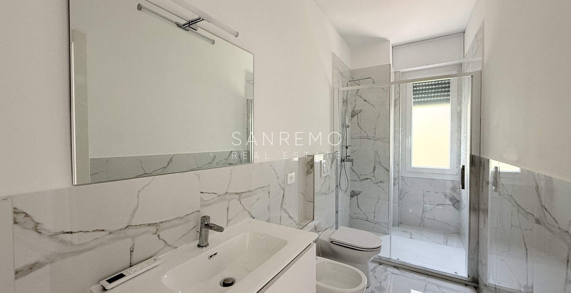 Appartement ensoleillé avec un agréable balcon