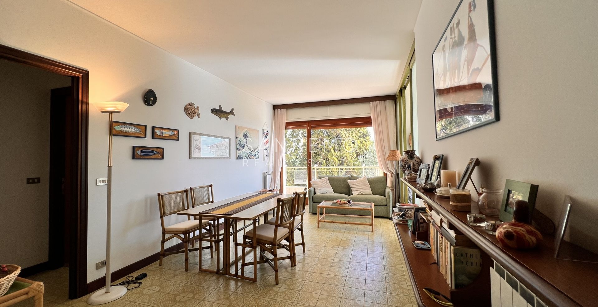 Appartement lumineux de 100 m2 avec vue mer dans un quartier calme entouré de verdure