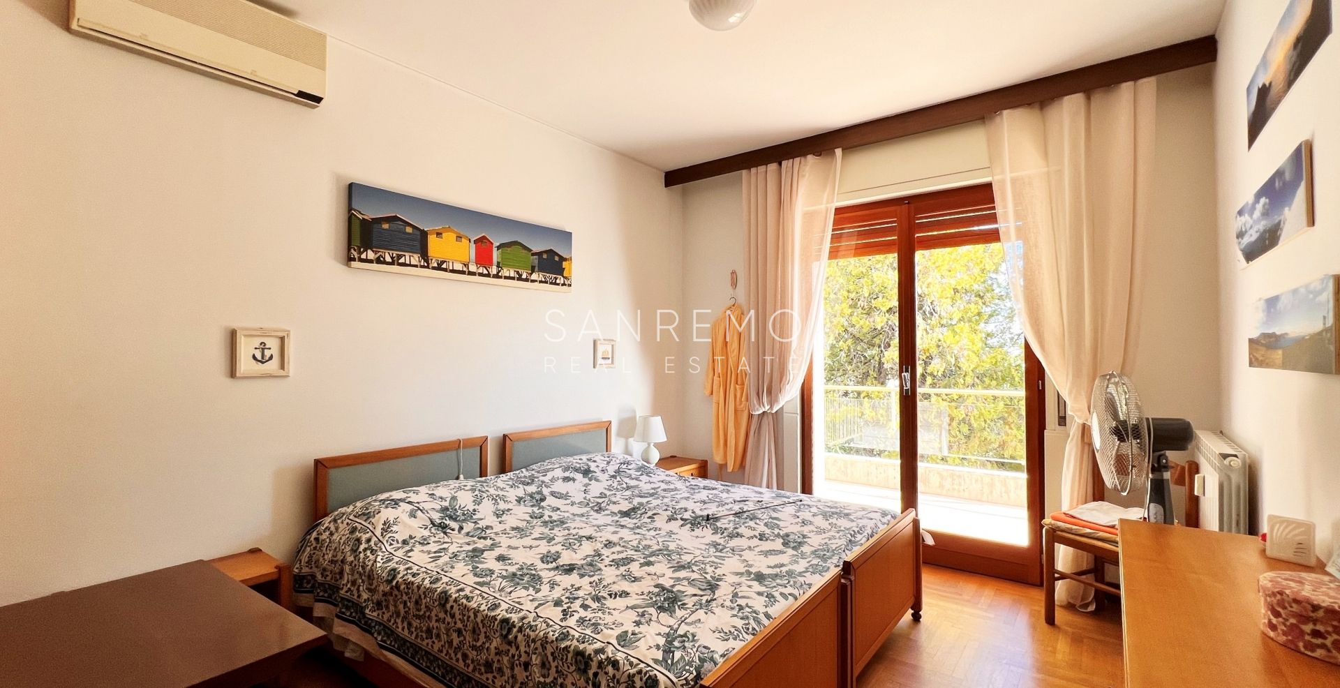 Appartement lumineux de 100 m2 avec vue mer dans un quartier calme entouré de verdure