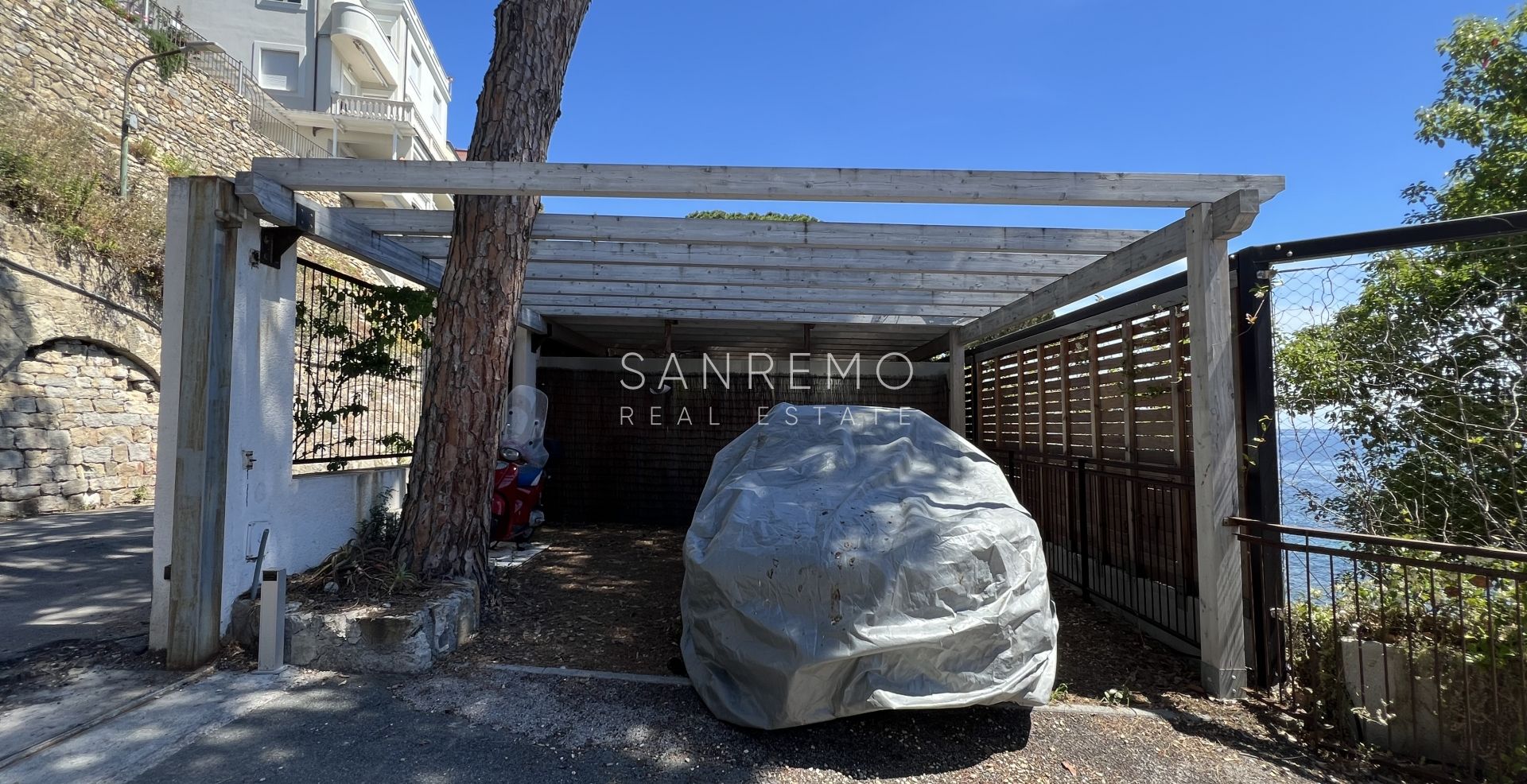 Penthouse avec vue directe sur la mer