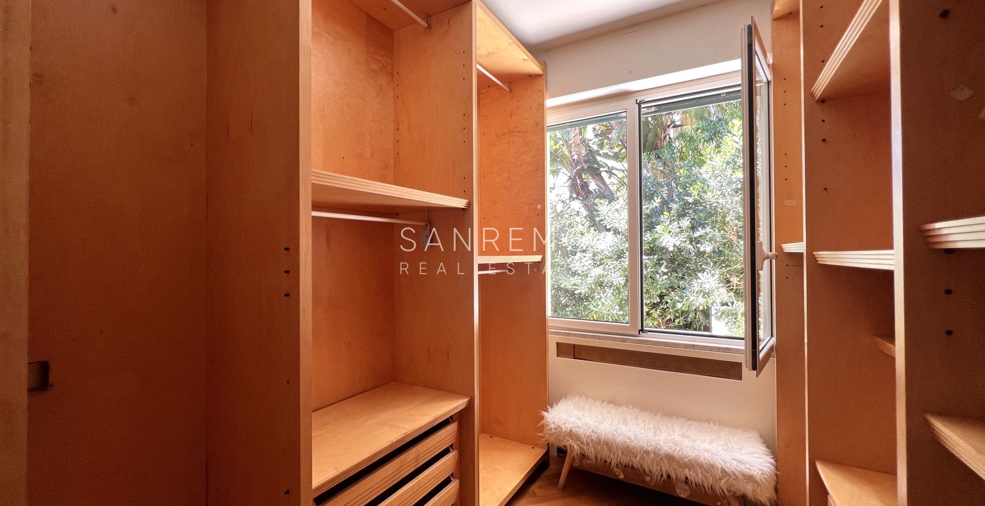 Penthouse avec vue directe sur la mer