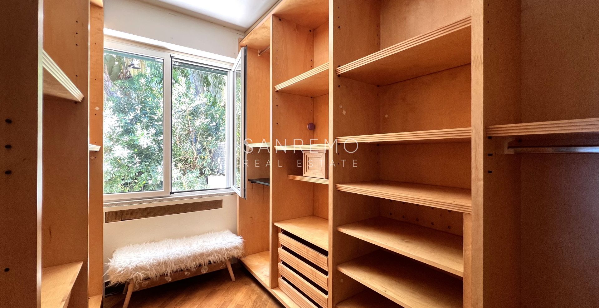 Penthouse avec vue directe sur la mer