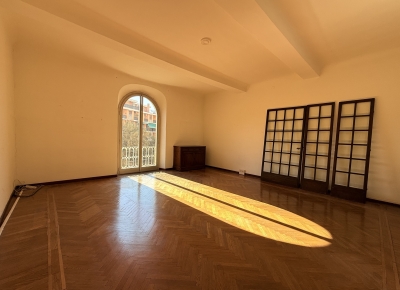 Appartement de 240 m² dans un élégant immeuble d’époque